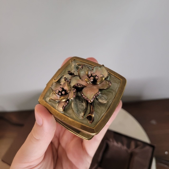 Argento SC Enamel & Swarovski Crystal Lipstick Case, Compact Mirror - Picture 7 of 9